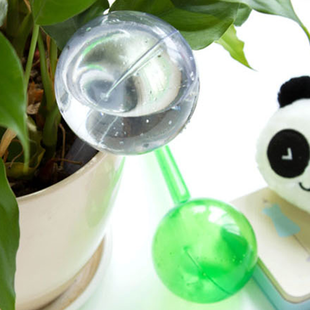 Automatic Plant Watering Bulbs - مراجعة Smart Garden Sprinkler System وسعره